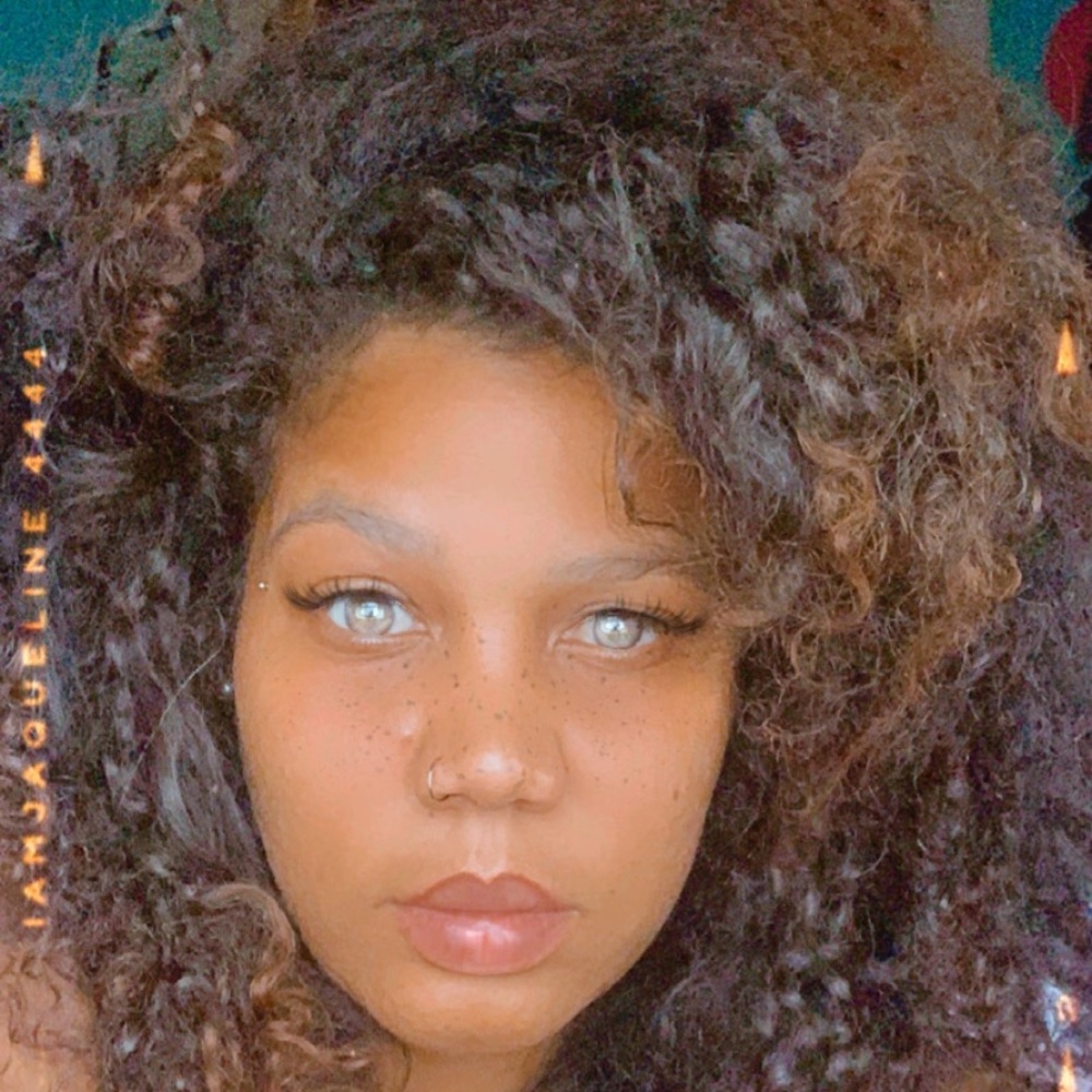 Meet your Posher, Tracy